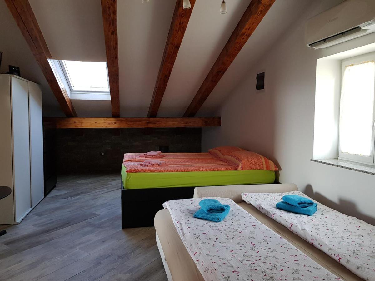 Apartments Villa Irena โคเปร์ ภายนอก รูปภาพ
