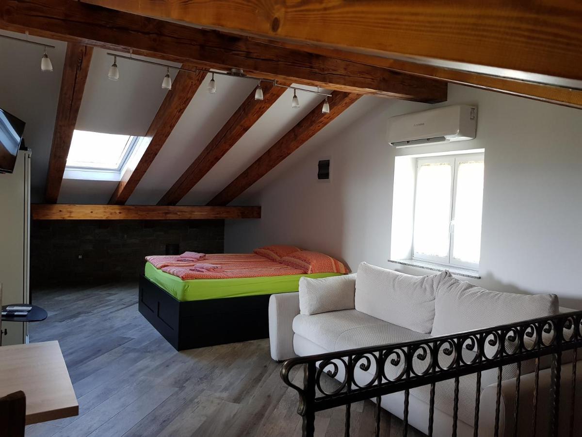 Apartments Villa Irena โคเปร์ ภายนอก รูปภาพ