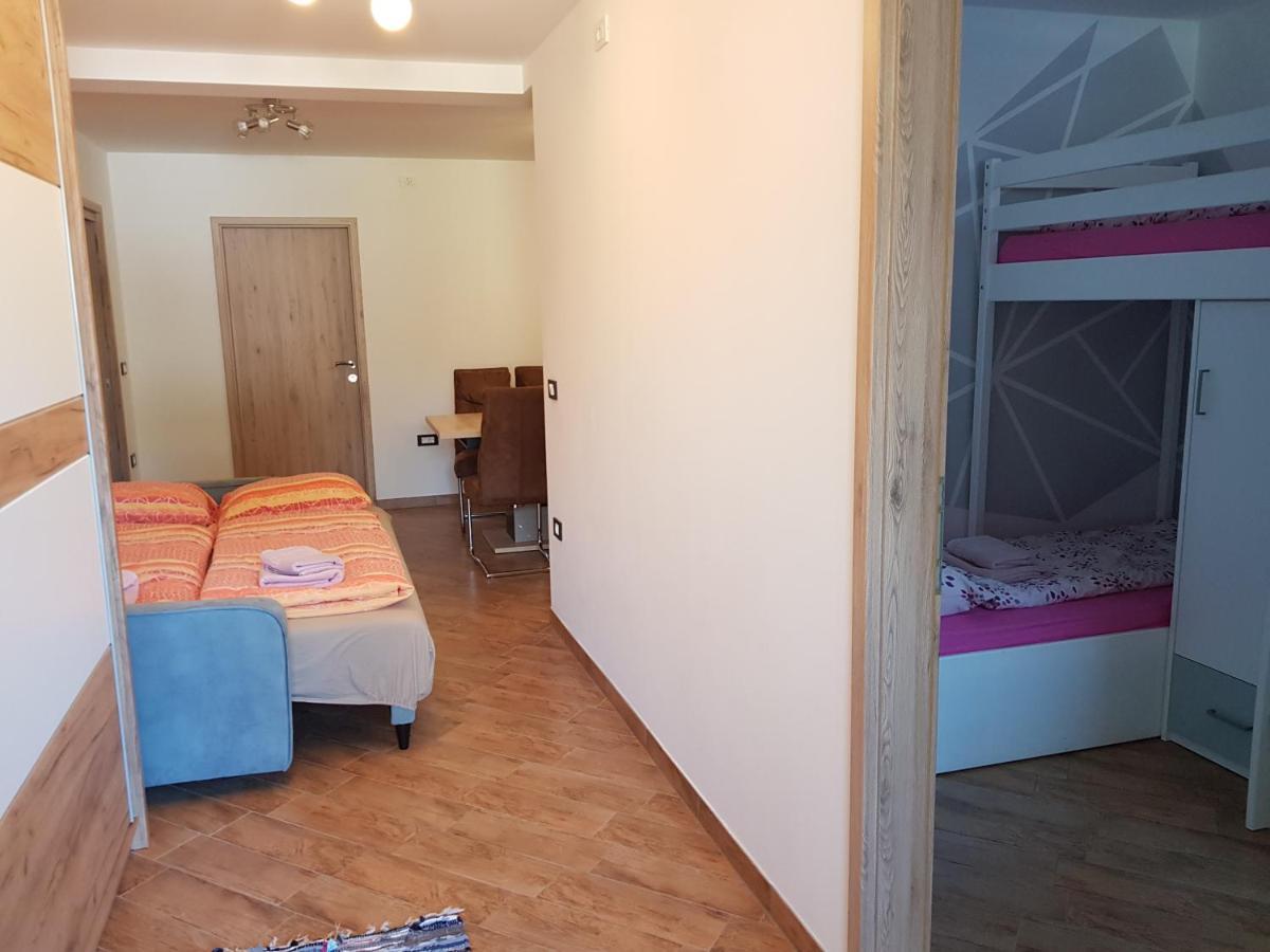 Apartments Villa Irena โคเปร์ ภายนอก รูปภาพ