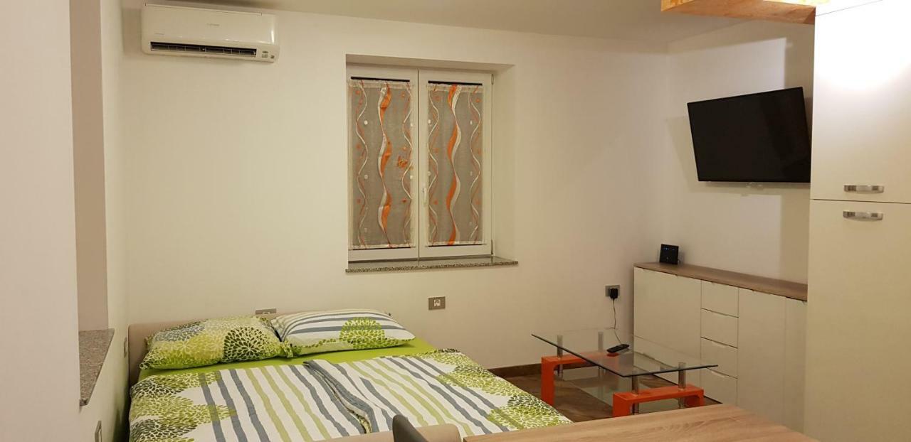 Apartments Villa Irena โคเปร์ ภายนอก รูปภาพ